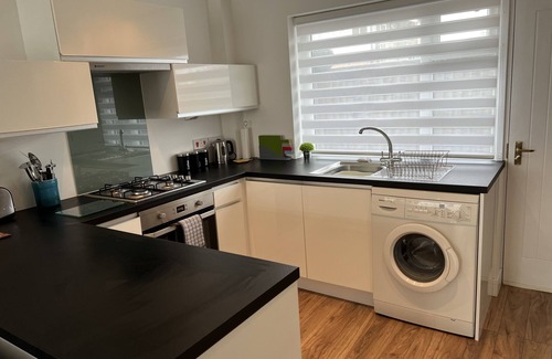 Wareham House | Comfy 2 bed house at Wareham train station; the ‘Gateway to the Purbecks’