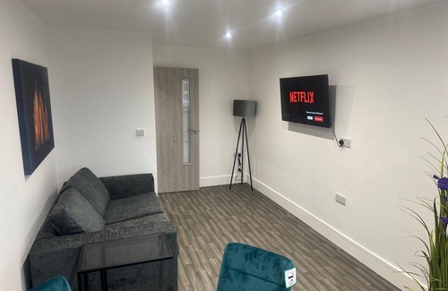 Long Eaton Apartment | Comfy 2-Bed Near Nottingham & Derby, Free Parking