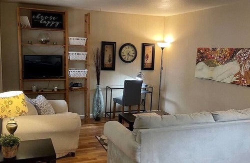 Lakewood Apartment | Comfy 2 Bedroom Apartment #1
