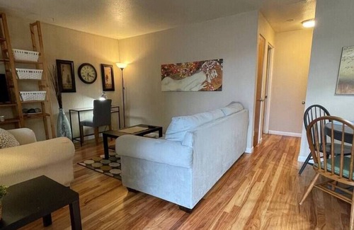 Lakewood Apartment | Comfy 2 Bedroom Apartment #1