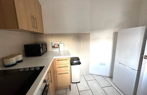 Maida Vale Apartment | Comfy 2-Bedroom Flat w/free WiFi in Maida Vale near Little Venice & Paddington
