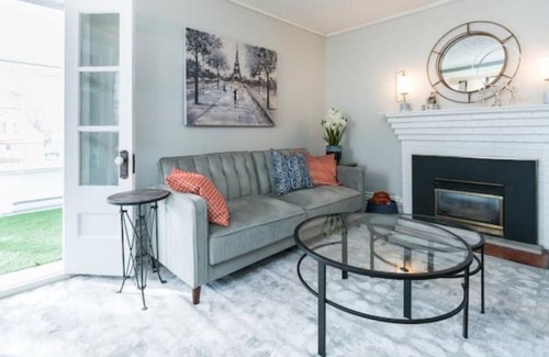 North London House | *Comfy* 2 Bedroom Oasis - Minutes to Downtown