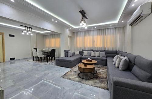 Heliopolis Apartment | Comfy 2 Bedrooms Apartment in Cairo 94S