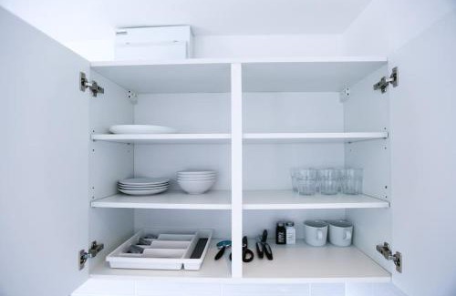 Perry Vale Apartment | Comfy and Convenient Studio Suite Lewisham with Free street parking, WIFI and quick access to central London Sleep 3