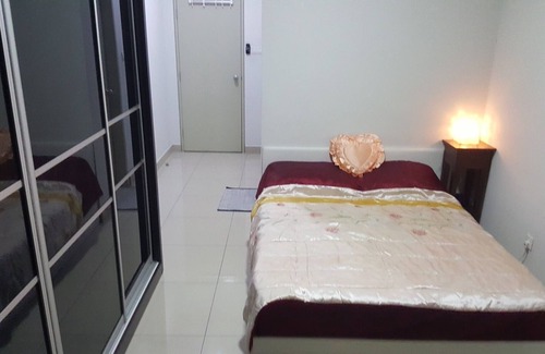 Ara Damansara Condo | Comfy and cozy room at Pacific Place Condominium