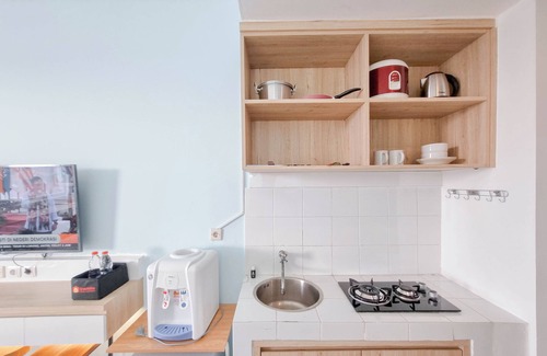 Depok Apartment | Comfy And Homey Studio At Vivo Apartment