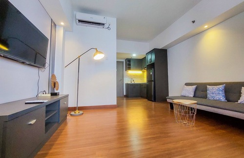Pondok Aren Apartment | Comfy And Minimalist 1Br At Tamansari Bintaro Mansion Apartment