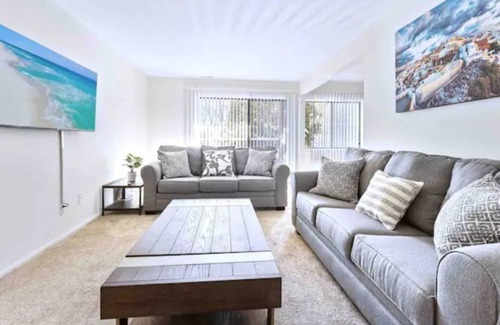 Ann Arbor Apartment | Comfy and Stylish Stay Near UofM North Campus