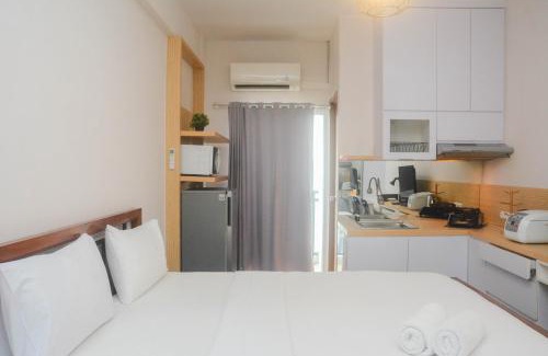 Depok Apartment | Comfy and Tidy Studio at Cinere Resort Apartment By Travelio