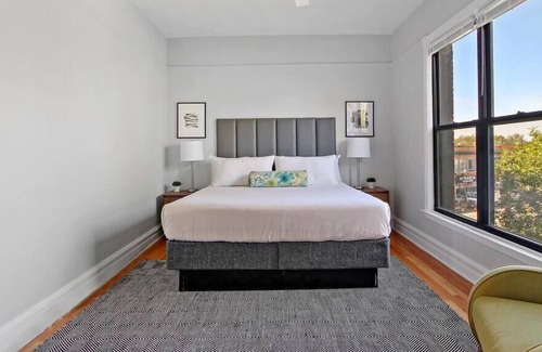 North Center Apartment | Comfy & Bright 3BR Fully Furnished Apt