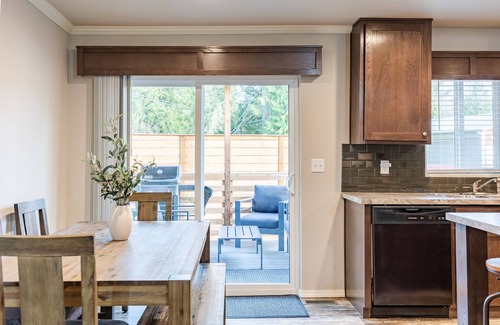 Jordan Road-Canyon Creek House | Comfy/Bright/Executive 🏡 Ideal for mid term stays