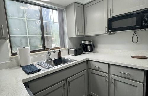Canton Apartment | Comfy Canton - Centrally Located Extended Stay - 24-Hour Gym, Seasonal Pool