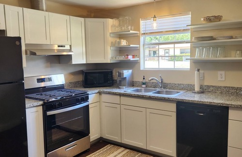 Lubbock House | Comfy Casita by the Park, 5min from Texas Tech