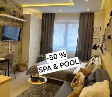 Lisina Apartment | Comfy Corner N LUX 55 Milmari Apartment