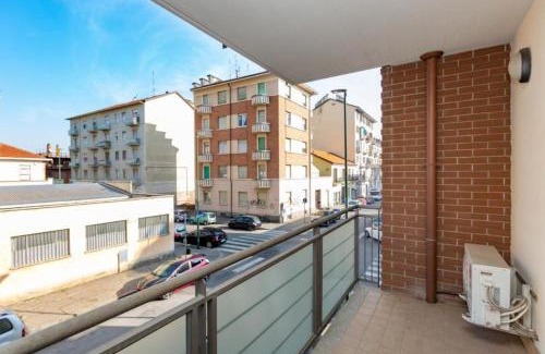 Parella Apartment | Comfy cozy apartment close to Metro