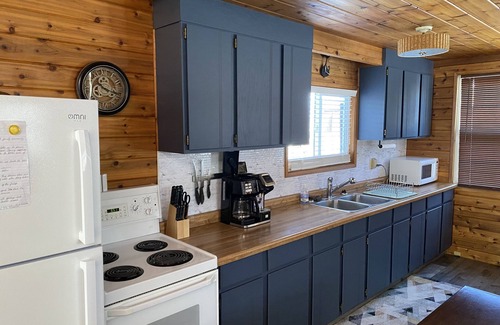 Grand Beach Cabin | Comfy Cozy Cedar All-Season House Cabin