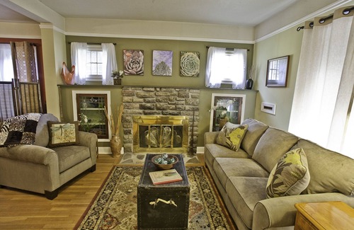 Richmond House | Comfy, Cozy, Central! Welcoming craftsman home near Hawthorne Blvd & Division