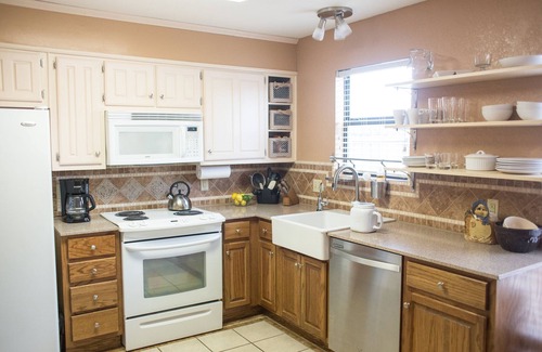 Waco Condo | Comfy Cozy Convenient Condo in Baylor Bubble/near All Things Magnolia, Downtown