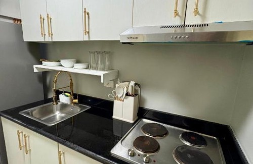 Bel-Air Apartment | Comfy Cozy Staycation