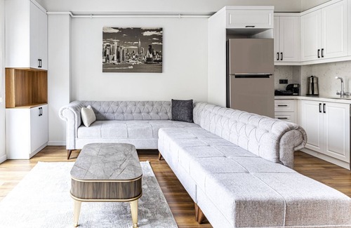 Osmanbey Apartment | Comfy Flat in Sisli with Central Location