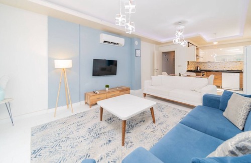 Eski Lara Apartment | Comfy Flat w Balcony 8 min to Duden Park