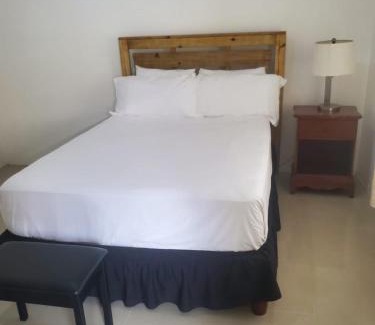 Port Antonio House | Comfy Guest Rooms