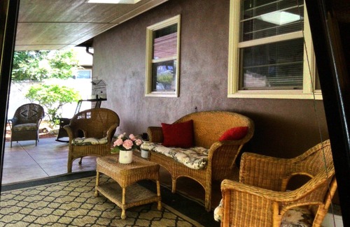 Roseburg House | Comfy home in nice neighborhood. Short walk to shops, wine, breweries and food