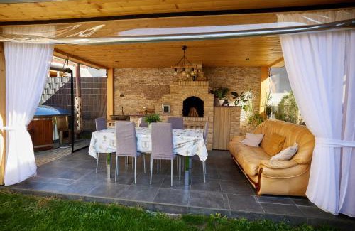 Borsa House | Comfy House