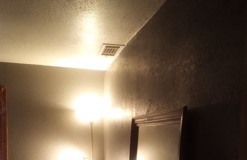 Carlsbad House | Comfy House w/ Private Rooms. Livingroom, Bathroom,washroom, and Workroom