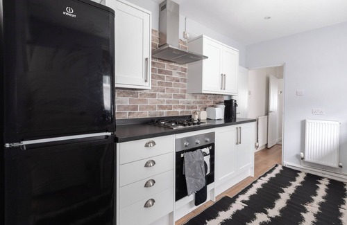 Buckland House | Comfy HousenSuitable for families