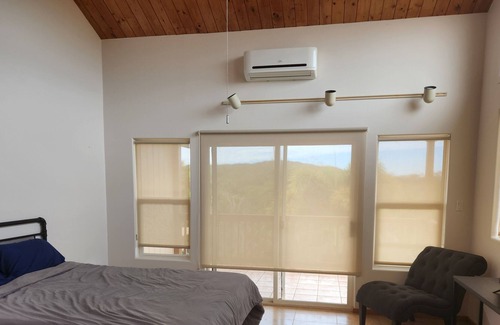 Maunaloa House | Comfy Molokai home close to the Beach!