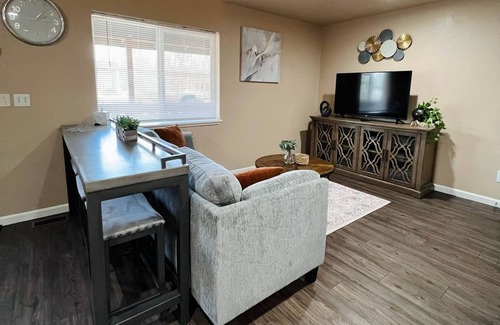 Wasilla Ski Chalet | Comfy retreat in the heart of Wasilla