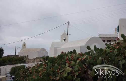 Sikinos Apartment | Comfy Room with Adorable View