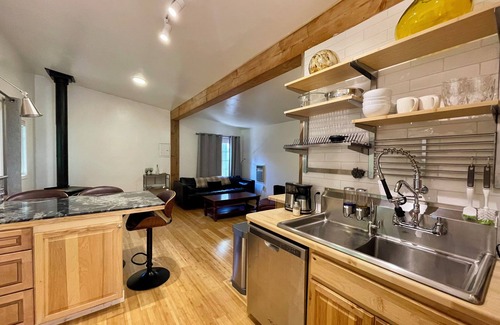 Lagunitas Bed & Breakfast | Comfy Studio Near Trails & Beaches