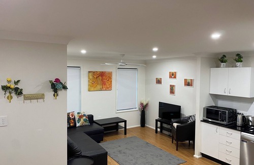 St Marys House | Comfy Small House