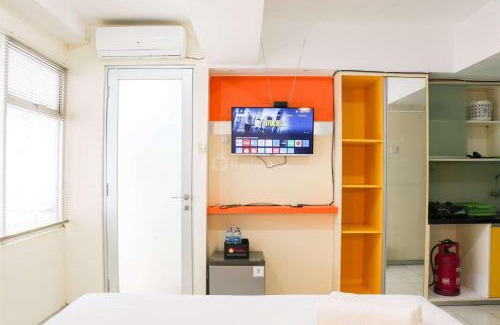 Cipaganti Apartment | Comfy Studio Apartment at Jarrdin Cihampelas By Travelio