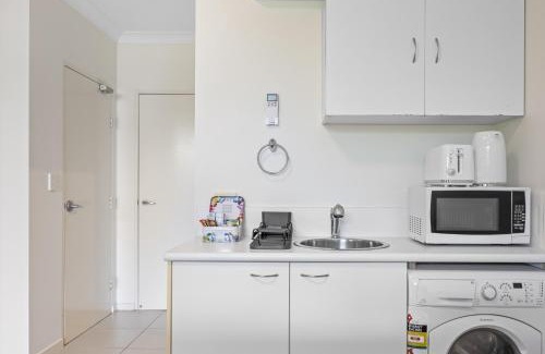 Marcoola Apartment | Comfy Studio Apartment in Marcoola Beach