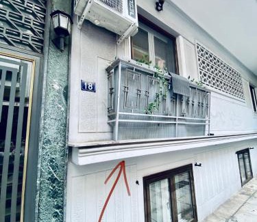 Pangrati Apartment | Comfy studio apartment very close to city centre