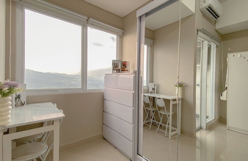 Kedungmanggu Apartment | Comfy Studio At Lrt City Sentul - Royal Sentul Park Apartment