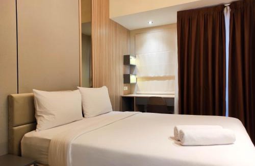 Panakkukang Apartment | Comfy Studio at Vida View Makassar Apartment By Travelio