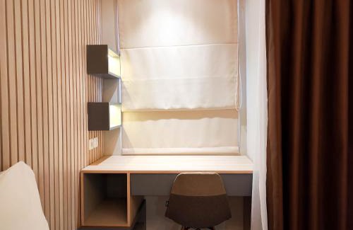 Panakkukang Apartment | Comfy Studio at Vida View Makassar Apartment By Travelio