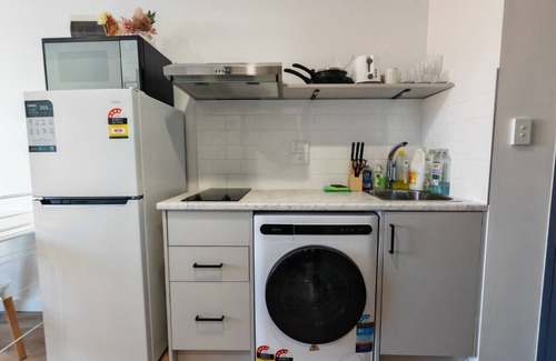 Burwood Apartment | Comfy studio in Burwood