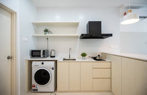 Central District Apartment | Comfy Studio SKS Near CIQ JB Sentral