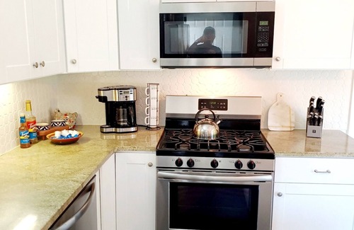 Painesville House | Comfy Updated Historic Gem Pets OK 3B Vibrant Area
