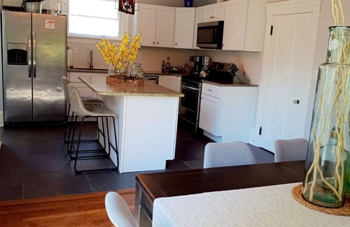 Painesville House | Comfy Updated Historic Gem Pets OK 3B Vibrant Area