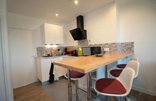Saint-Quentin Apartment | Comme à la Maison - DE LA TOUR