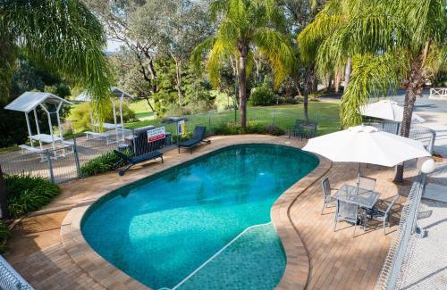 North Albury Hotel | Commercial Golf Resort