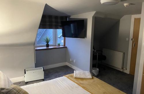 Insch Hotel | Commercial Hotel (Insch)