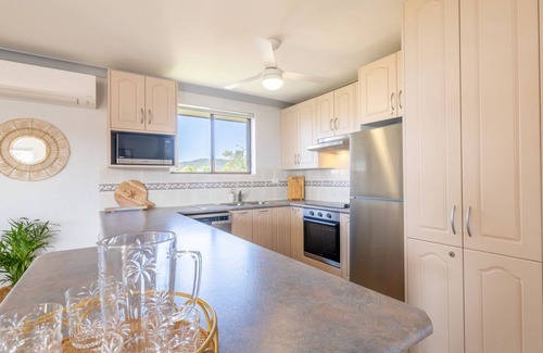 Nelson Bay Apartment | Commodore 6, 6 Intrepid Cl - water views, Air Con, Wi-Fi