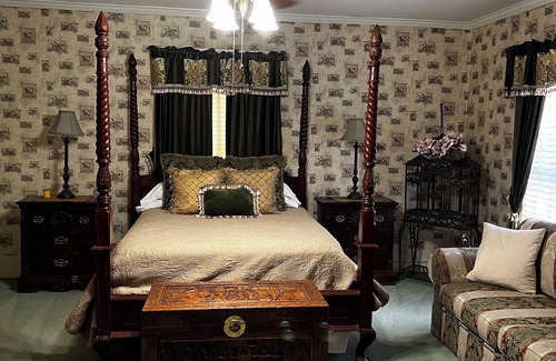 Bainbridge Bed & Breakfast | Commodore Bed and Breakfast